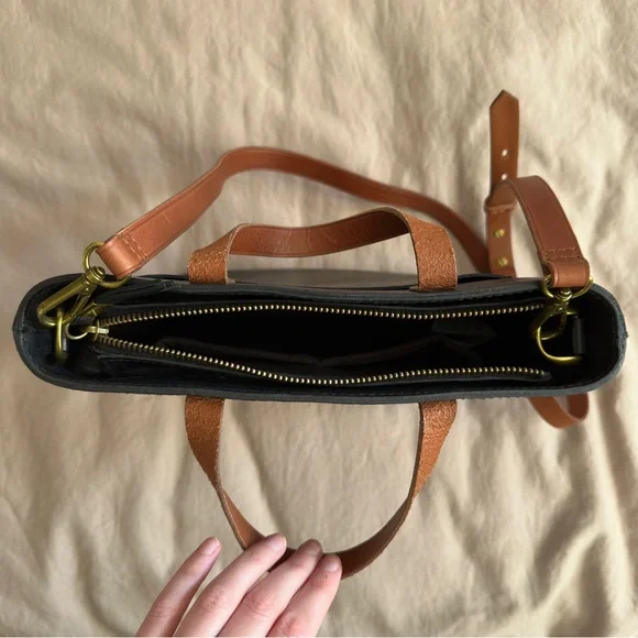 Madewell Small Transport Crossbody Bag in Black and English Saddle - Picture 5 of 10